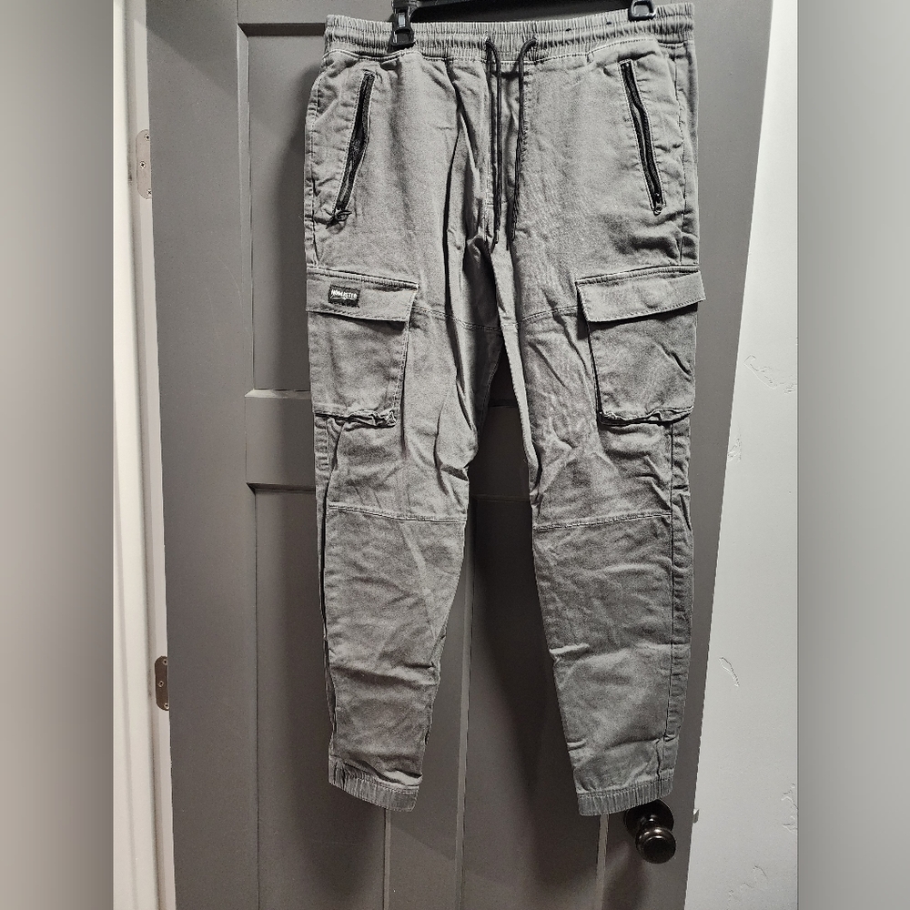 Hollister Men's Charcoal Cargo Pants
